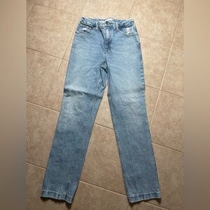 Good American Women’s Straight Leg Jeans Waist 28” Inseam 30”